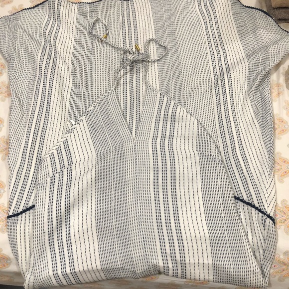 Revolve x house of Harlow - Picture 6 of 6